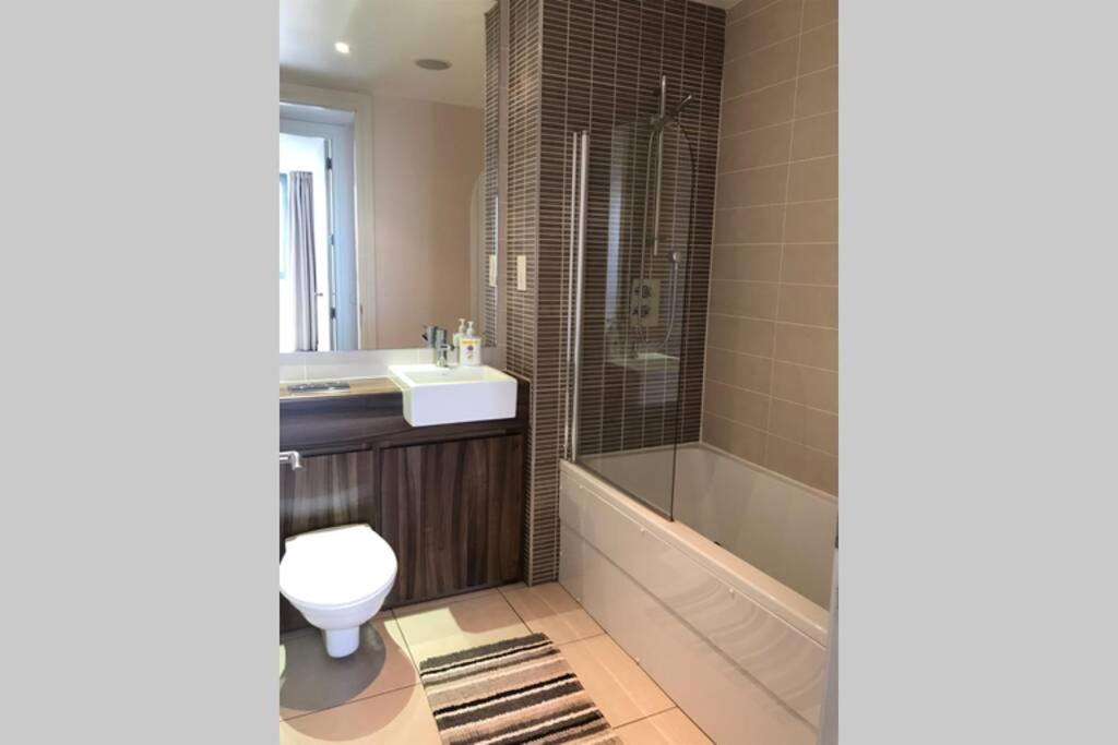 Benji & Milos Apartments Belfast Exterior foto